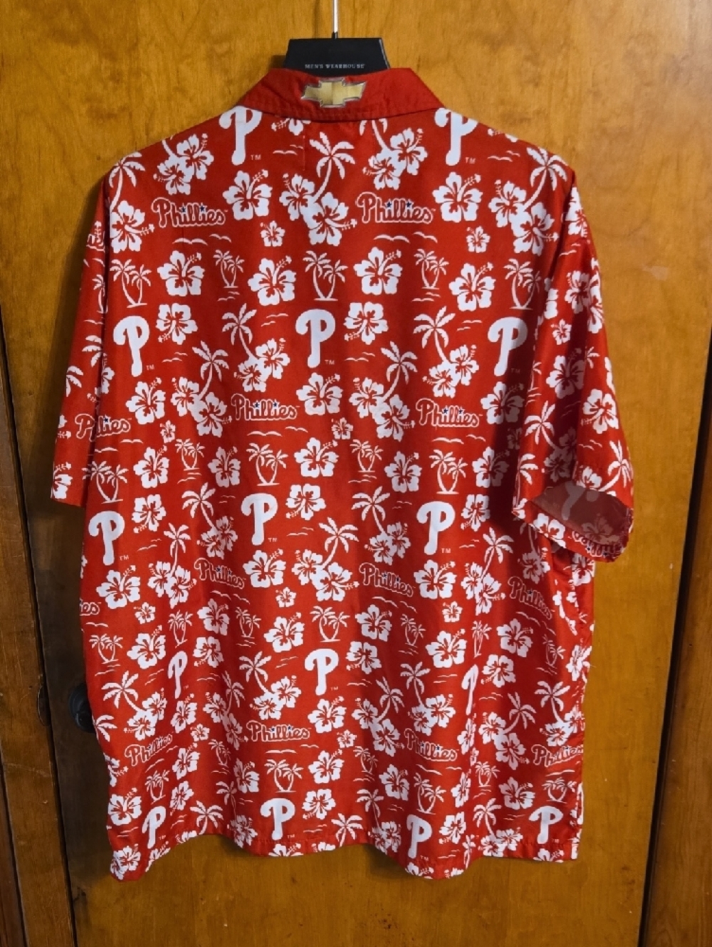 Phillies Red Hawaiian-Print Button-Down Shirt - Picture 4 of 7